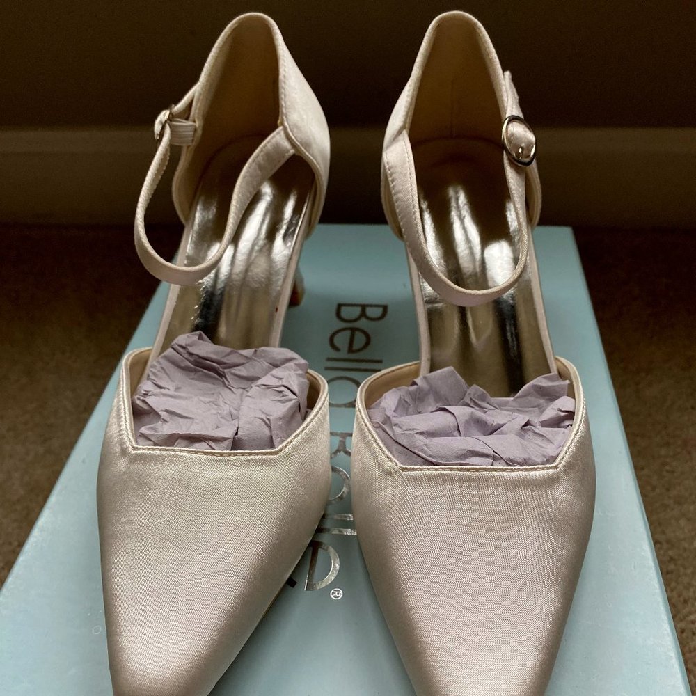 European Ivory Kitten Wedding Heels Size 5 (never worn)